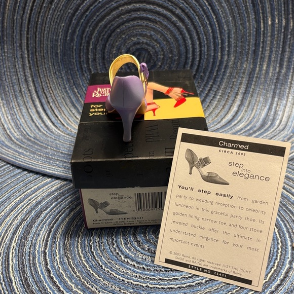 Just The Right Shoe Lavender Heels - Picture 3 of 5